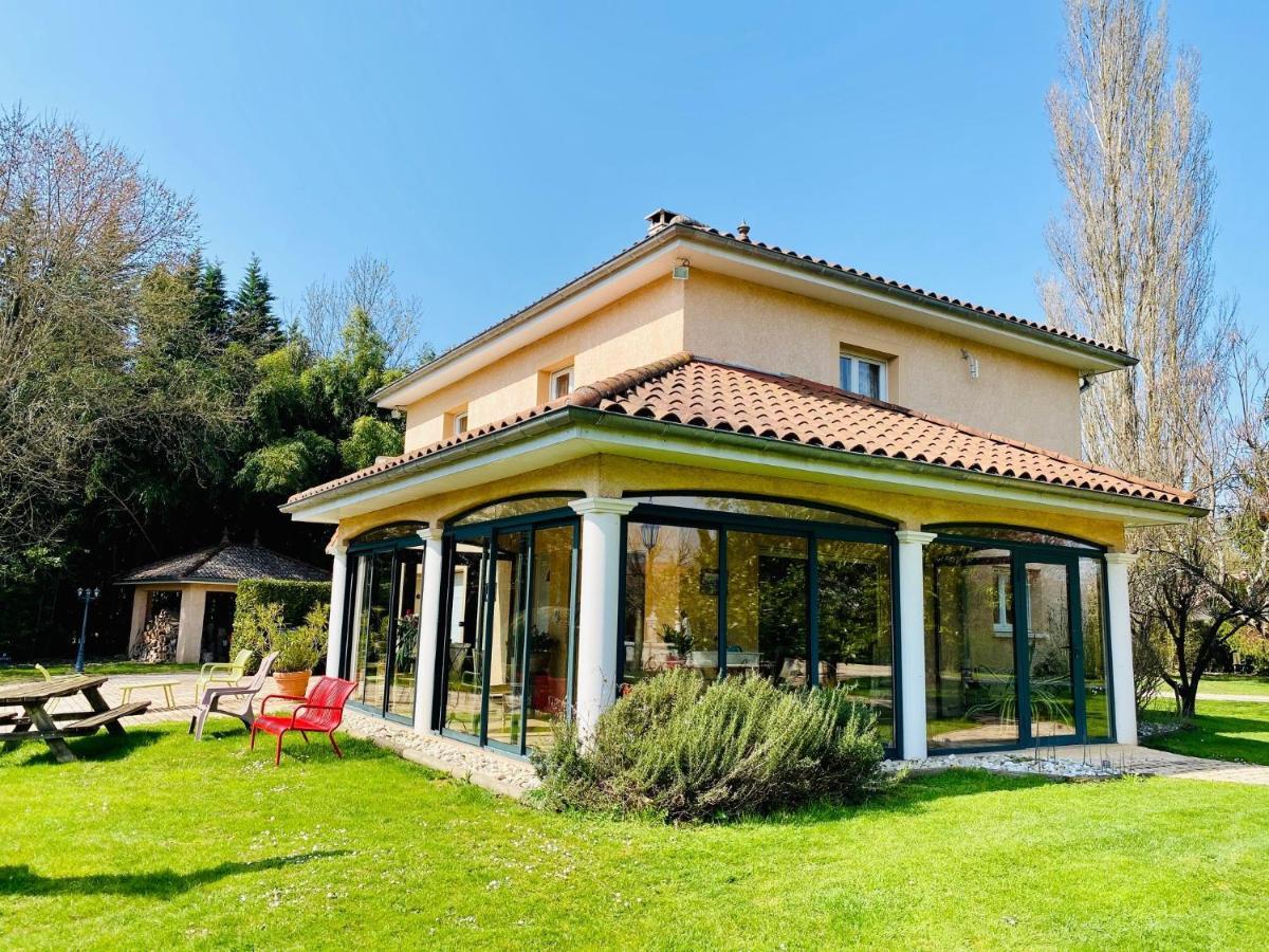 Hotel Domaine De Suzel Vignieu Exterior foto